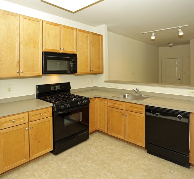 The Highlands at Cherry Hill in Cherry Hill, NJ - Building Photo - Interior Photo