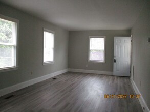 2223 Ireland Dr in Fayetteville, NC - Building Photo - Building Photo