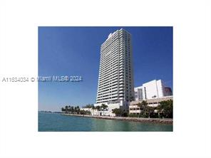 800 Claughton Island Dr, Unit 1103 in Miami, FL - Building Photo