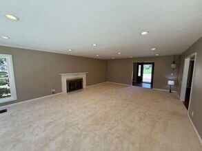 4135 Rivercrest Dr N in Keizer, OR - Building Photo - Building Photo