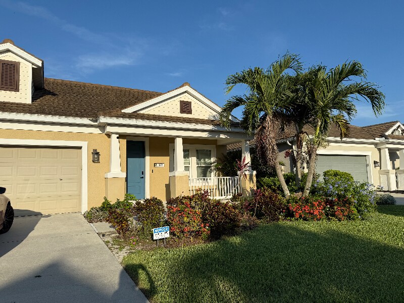 172 Cohosh Rd in Nokomis, FL - Building Photo