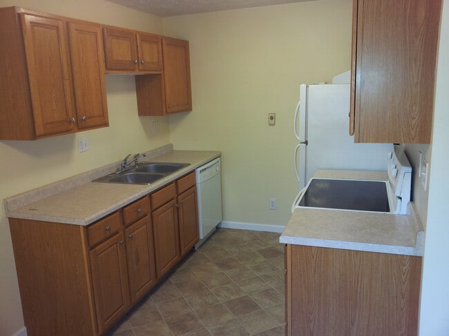 8122 Verlynda Dr, Unit Apt 6