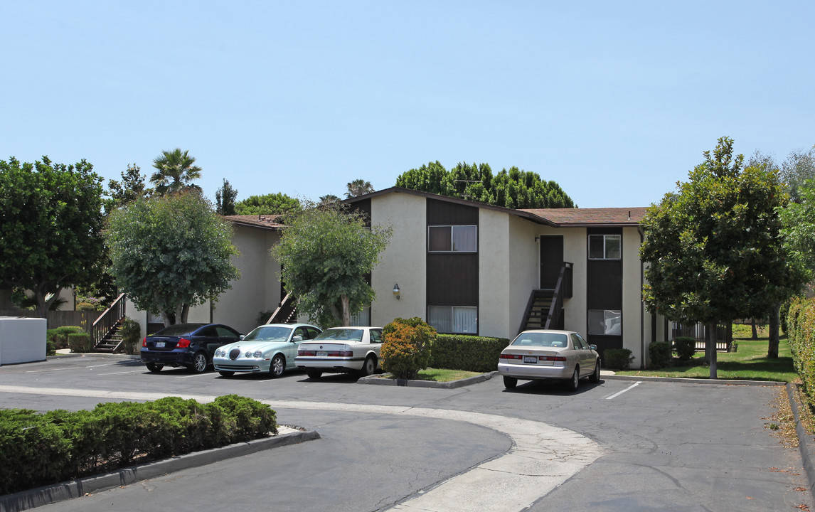 4744 70th St in La Mesa, CA - Foto de edificio