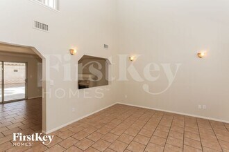 1673 Black Hills Way in North Las Vegas, NV - Building Photo - Building Photo
