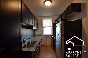 4606 N Kildare Ave, Unit 3W in Chicago, IL - Building Photo