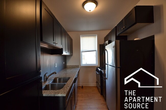 property at 4606 N Kildare Ave