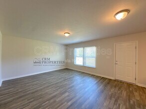 1138 Deer Trail in Connersville, IN - Building Photo - Building Photo