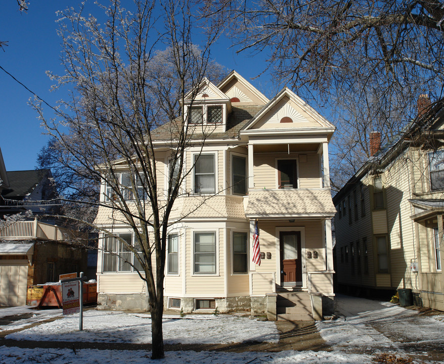 1017 University Pl in Schenectady, NY - Building Photo