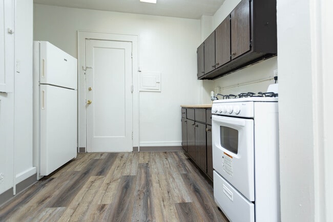 502 University Apartments