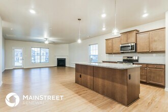 11900 Parkside Vista Ln in Louisville, KY - Foto de edificio - Building Photo