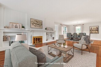 136 Stanmore Pl in Westfield, NJ - Building Photo - Building Photo