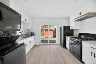 767 Ball Ave in Escondido, CA - Building Photo