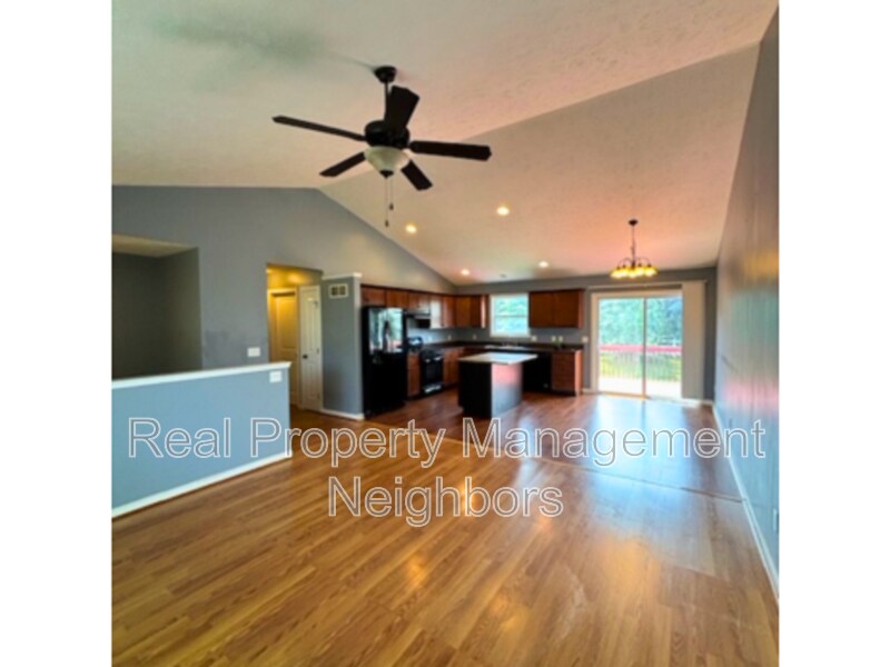 3780 Timberlake Ct SE in Kentwood, MI - Building Photo