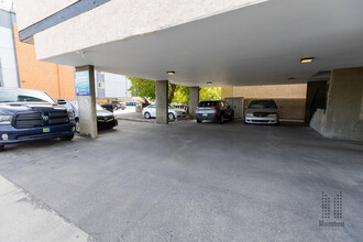 Renfrew Corner Apartments in Calgary, AB - Building Photo - Building Photo