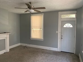 1711 Pulte St in Cincinnati, OH - Building Photo - Building Photo