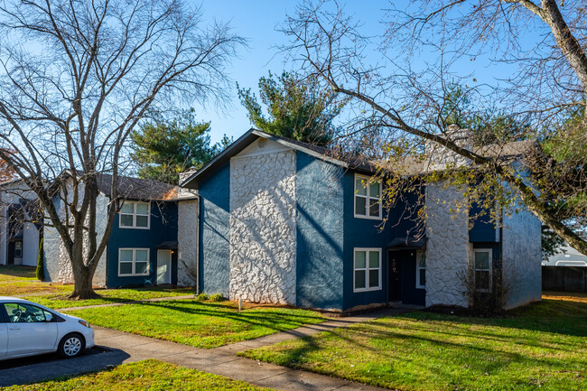 Willow Creek Apartments in Bowling Green, KY - Building Photo - Building Photo