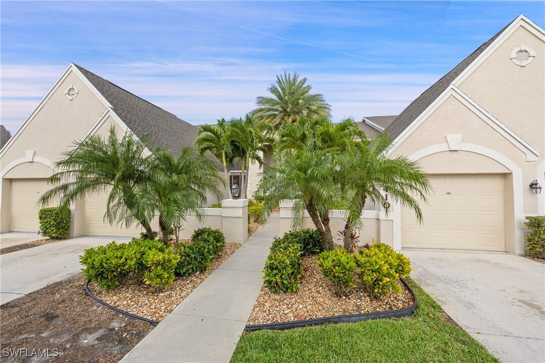 16410 Kelly Cove Dr in Ft. Myers, FL - Building Photo