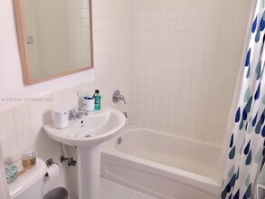 7400 NE 6th Ct in Miami, FL - Building Photo - Building Photo