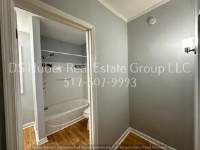 813 N Jenison Ave in Lansing, MI - Building Photo - Building Photo