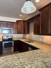 654 Copper Canyon Dr in Grand Junction, CO - Foto de edificio - Building Photo