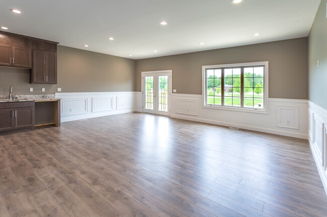 The Summit in Davison, MI - Building Photo - Interior Photo