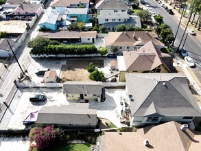 446 S St Louis St in Los Angeles, CA - Building Photo - Building Photo