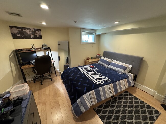 15 Orchard St, Unit 1 in Cambridge, MA - Building Photo - Building Photo