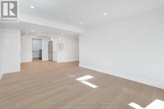 1820 Appleford St in Ottawa, ON - Building Photo - Building Photo