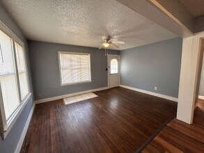1921 27th St in Lubbock, TX - Building Photo - Building Photo