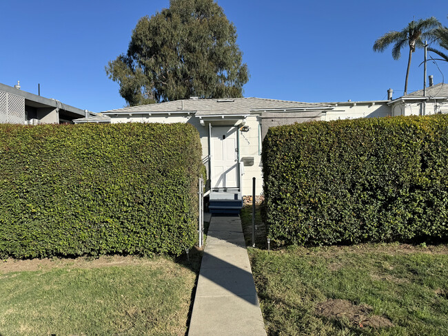 property at 4153 Bachman Pl