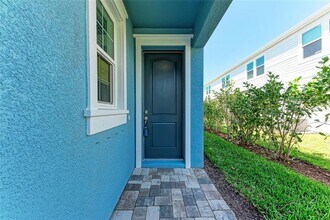 301 Via Tuscany Ave in Sarasota, FL - Building Photo - Building Photo