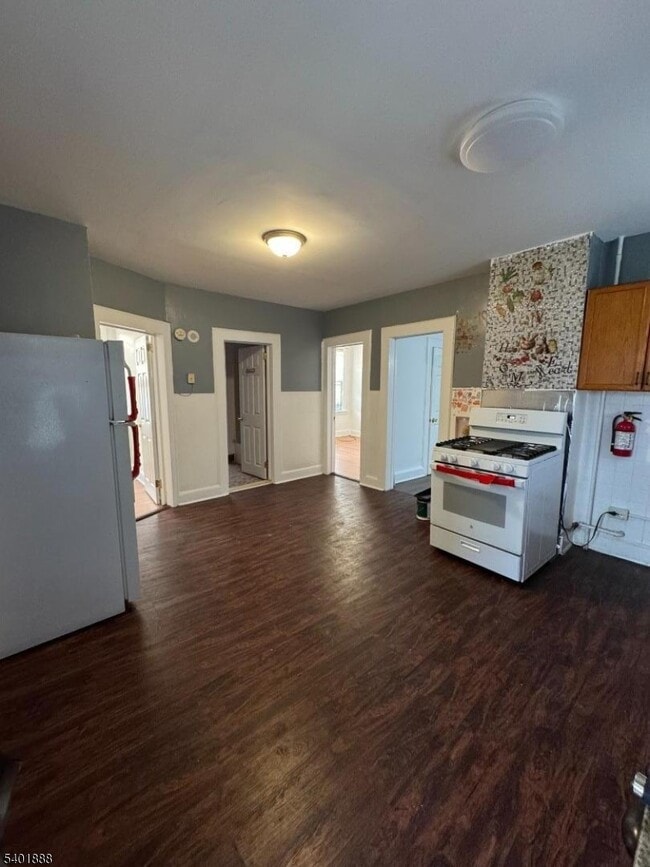 property at 107 Melville Pl