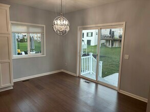 2142 Hidden Ridge Dr in Holly, MI - Foto de edificio - Building Photo