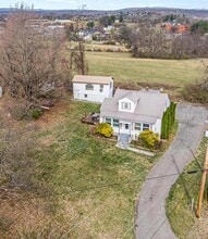 7339 Manns Dr in Radford, VA - Building Photo - Building Photo