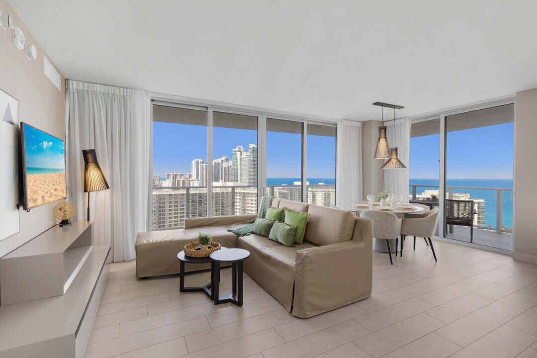 4112 Jimmy Buffett Mem Hwy, Unit SI ID1227203P in Hollywood, FL - Foto de edificio