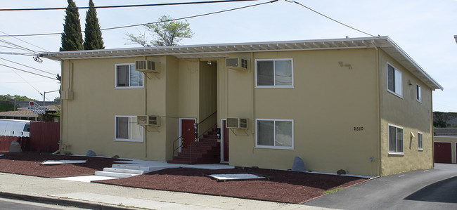 2810 Broadmoor Ave in Concord, CA - Foto de edificio - Building Photo