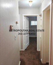 31820 Bay Ct in Westland, MI - Building Photo - Building Photo