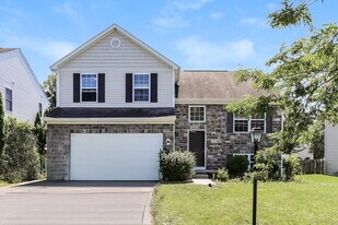 139 Glen Crossing Dr in Pataskala, OH - Building Photo