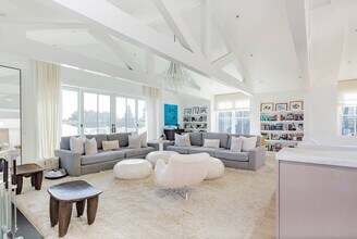 122 Crestview Ln in Sagaponack, NY - Building Photo - Building Photo