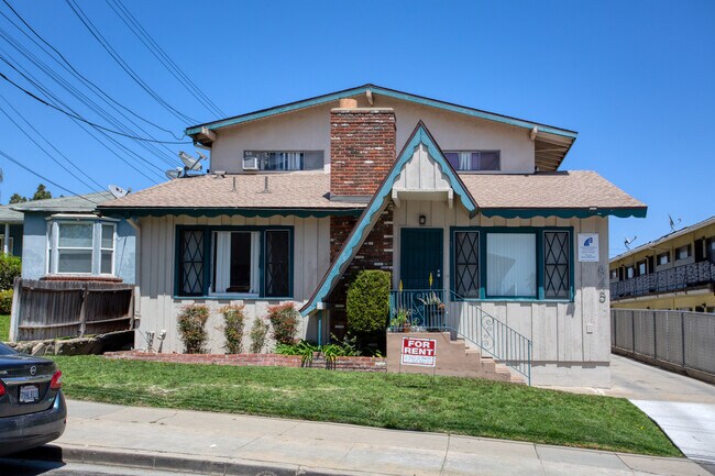 845 Victor Ave in Inglewood, CA - Building Photo - Building Photo