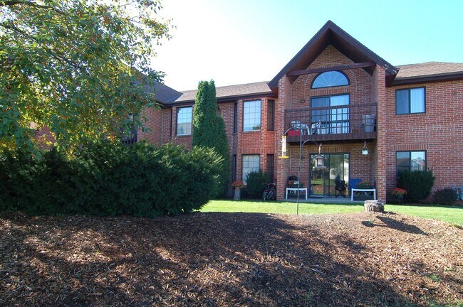 N58W23955 Hastings Ct in Sussex, WI - Building Photo - Building Photo