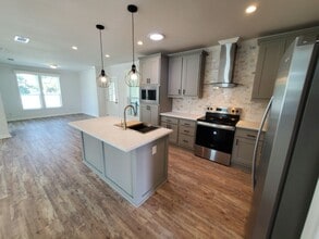 6703 NW 30th St in Margate, FL - Building Photo - Building Photo