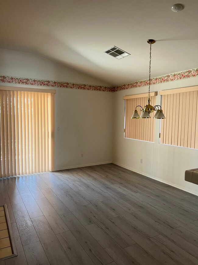 5505 Ravana Ave in Las Vegas, NV - Foto de edificio - Building Photo