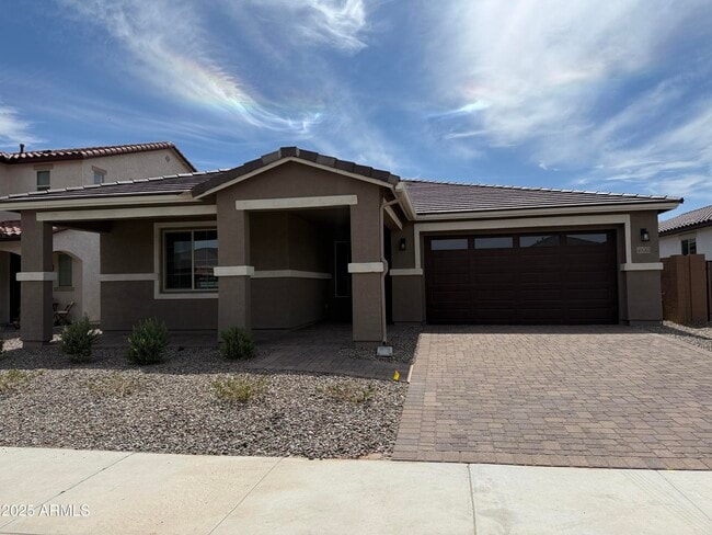 property at 40563 W Michaels Dr
