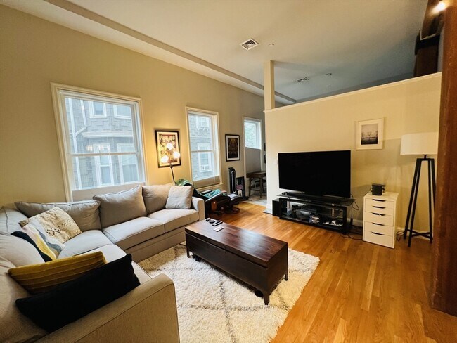 253 Norfolk St in Cambridge, MA - Building Photo - Building Photo