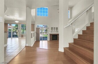 32 Myrtle Beach Dr in Henderson, NV - Building Photo - Building Photo