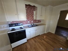 12309 Grove Pl in Chester, VA - Building Photo - Building Photo