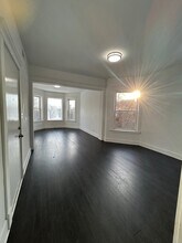 704 W Garfield Blvd, Unit 3 in Chicago, IL - Foto de edificio - Building Photo