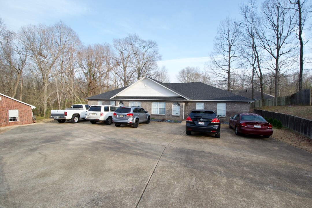 683 Yeager Ln in Auburn, AL - Building Photo