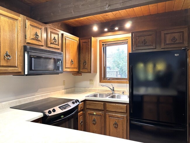 315 Heather Ln in Great Falls, MT - Building Photo - Building Photo